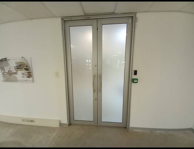 674M² OFFICE TO LET IN BRYANSTON